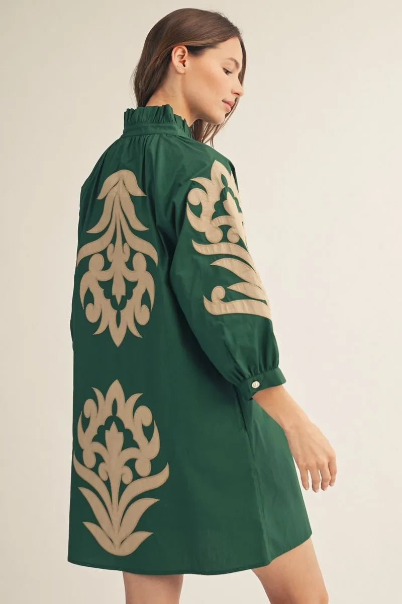 Curvy Tracey Baroque Floral Shift Dress