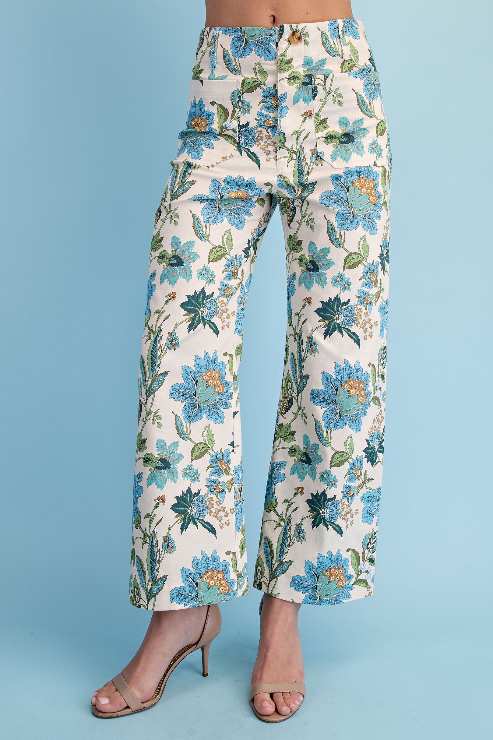Curvy Brita Blue Floral Cropped Pants