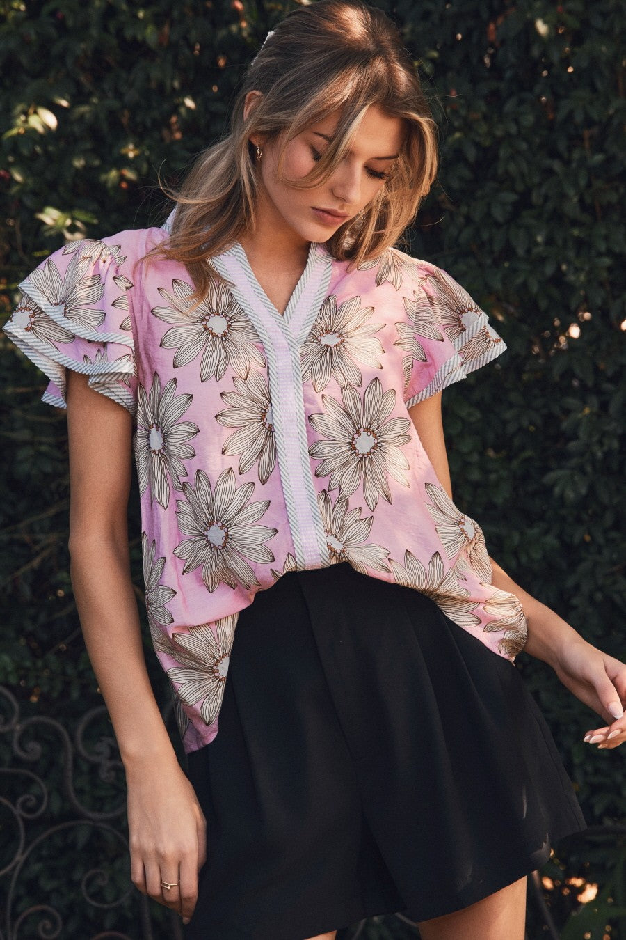 Curvy Lyla Peony Floral Top