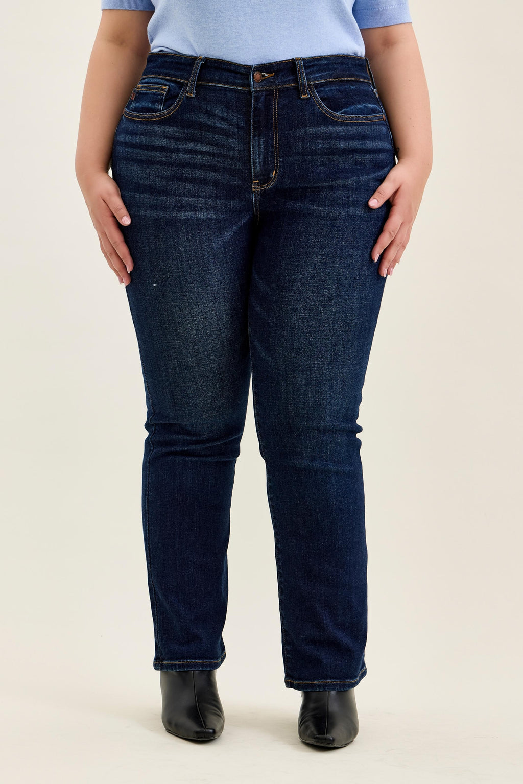 Curvy Judy Blue Mr. Petite Dark Wash Bootcut