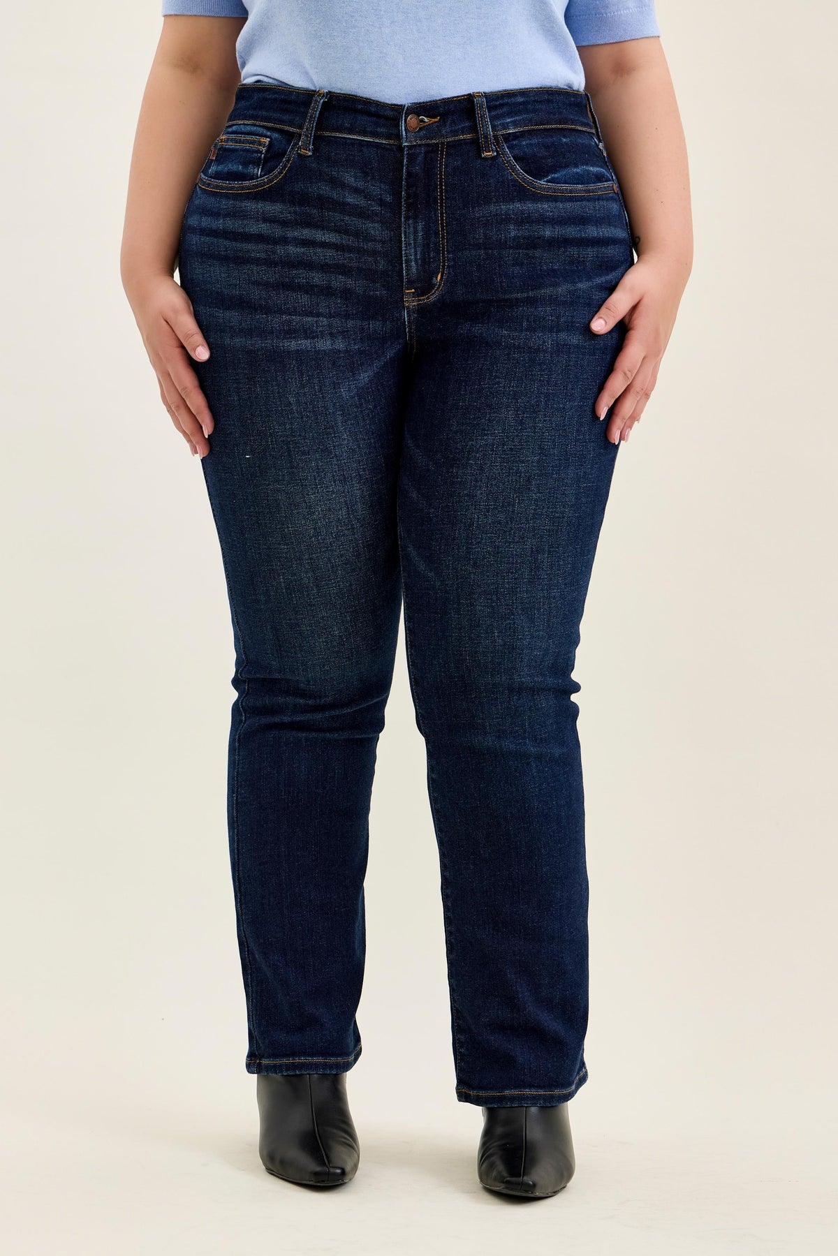 Curvy Judy Blue Mr. Petite Dark Wash Bootcut