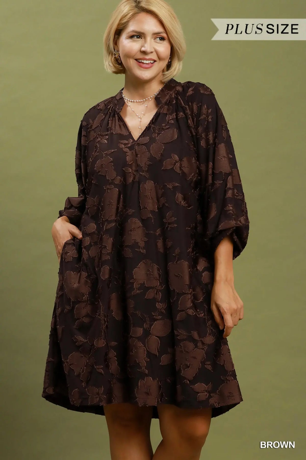 Curvy Delilah Velvet Floral Textured Dress