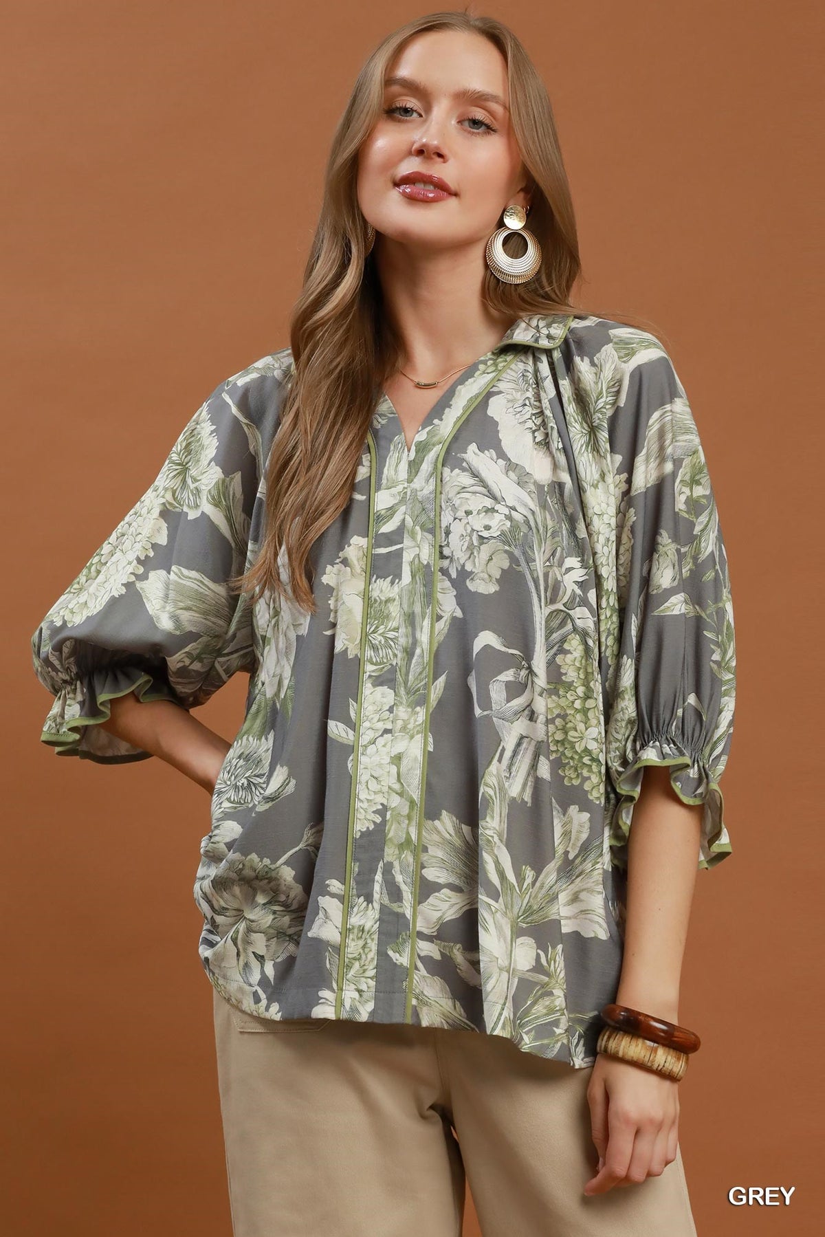 Pheobe Floral Split Neck Top