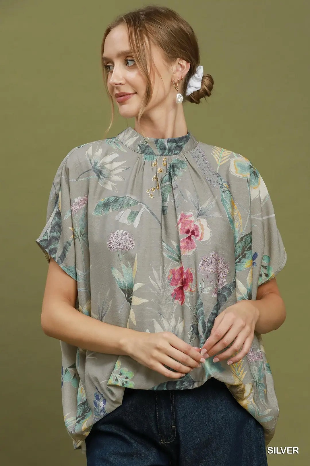 Frenchie Floral Mock Neck Blouse