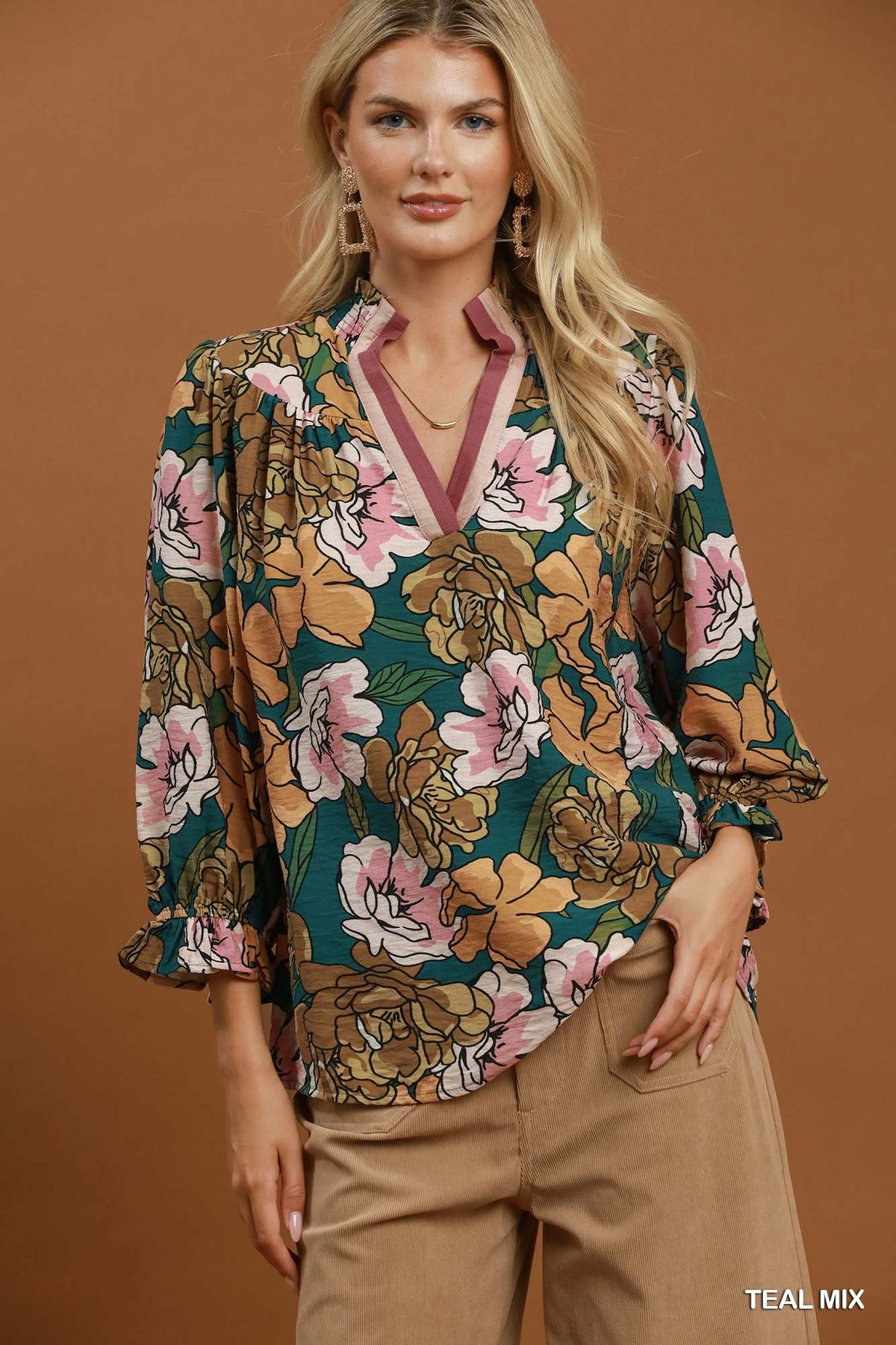 Candi Floral Contrast Ruffle Sleeve Top