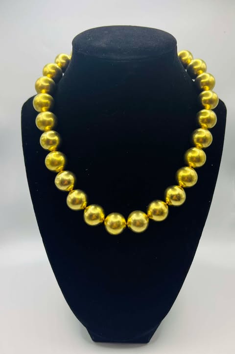 Susan Shaw 24KT Gold Plated Large 16MM Ball Chocker Necklace