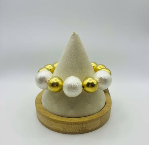 Susan Shaw Gold Balls & Cotton Pearl Bracelet