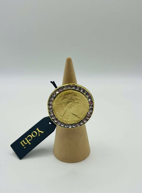 Yochi Diamond Queen Ring