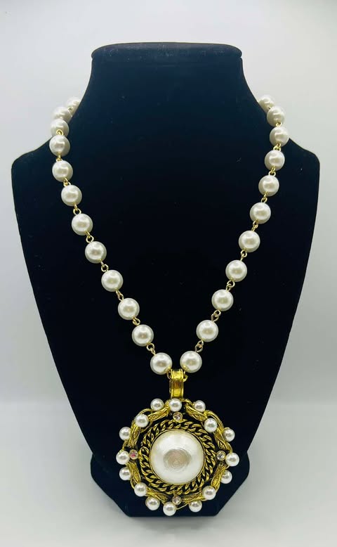 Yochi Single Strand Pearl Necklace