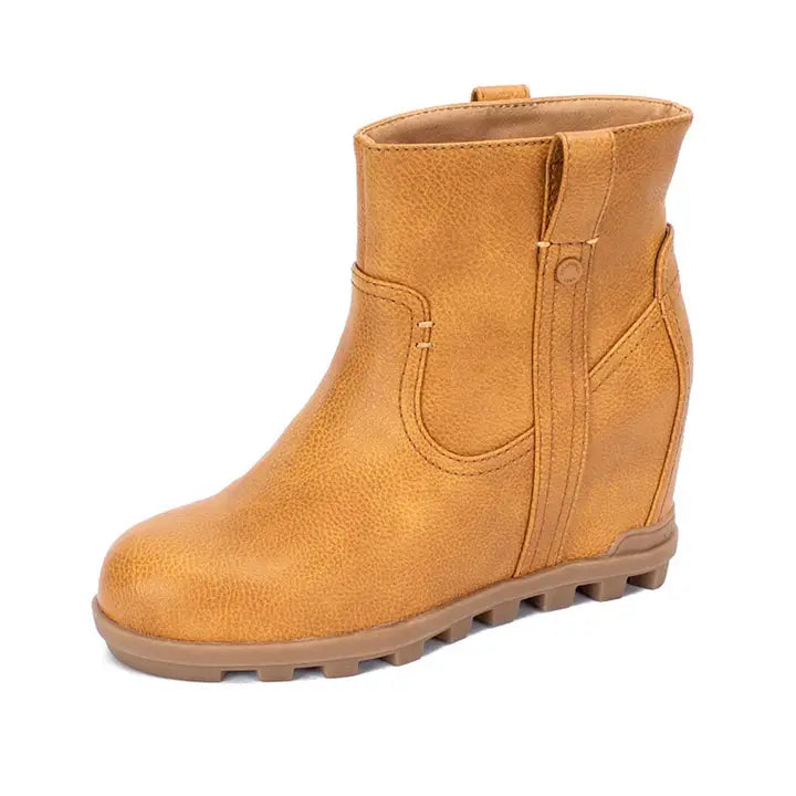 Centry Camel Wedge Booties