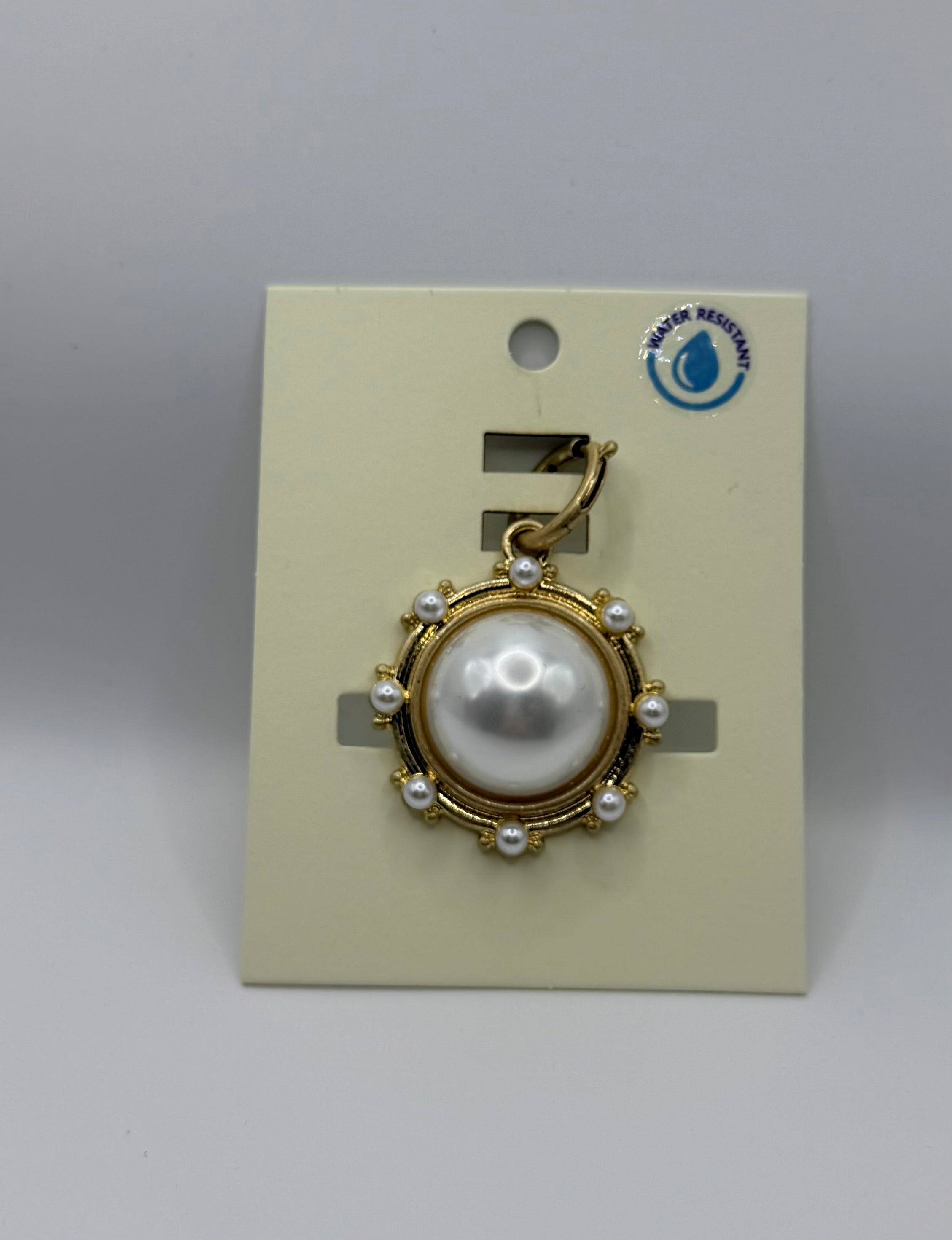 RG Dome Shap Pearl Round Charm