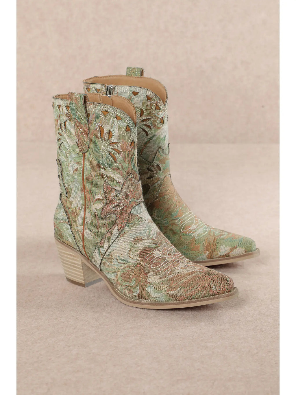 Amaryllis Floral Western Boot