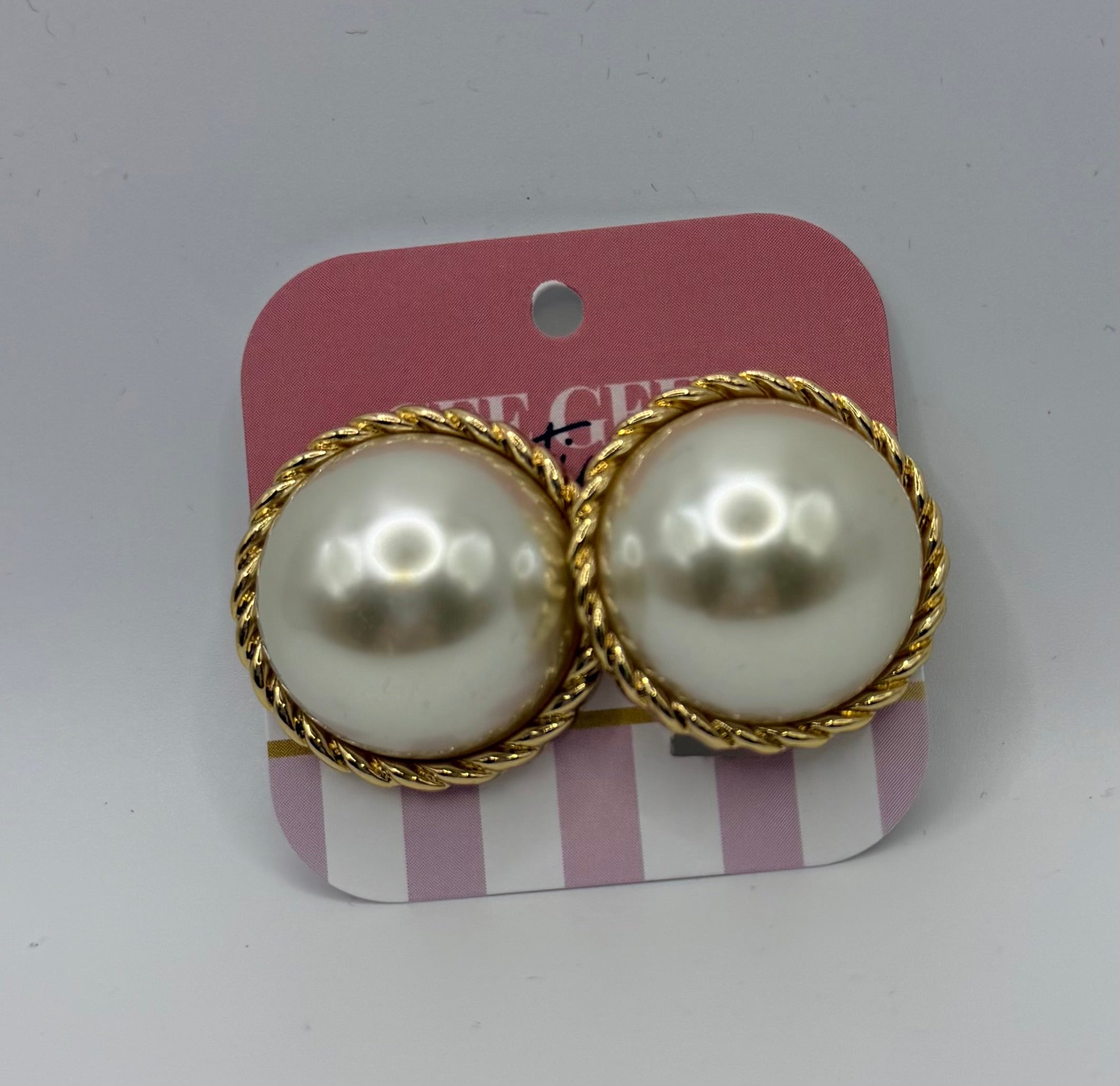Classy Pearl Stud Clip On Earrings