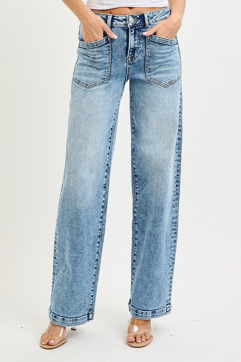 Curvy Risen Aliyah Relaxed Baggy Patch Pocket Jeans
