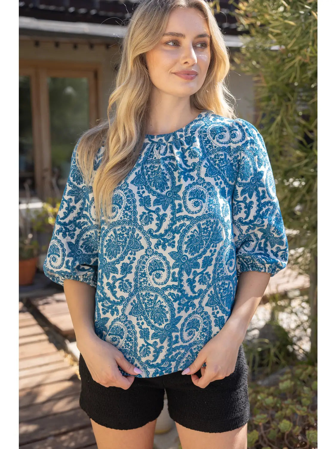 Voy Alannah Paisley Velvet Jaquard Top
