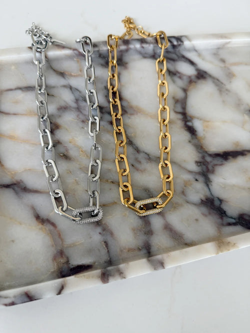 Ava Chansutt Pearls Necklace
