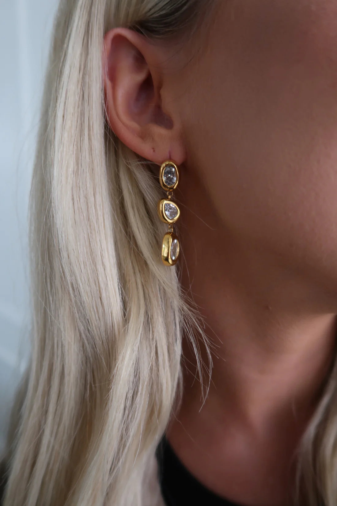Chloe ChanSutt Pearls Earrings