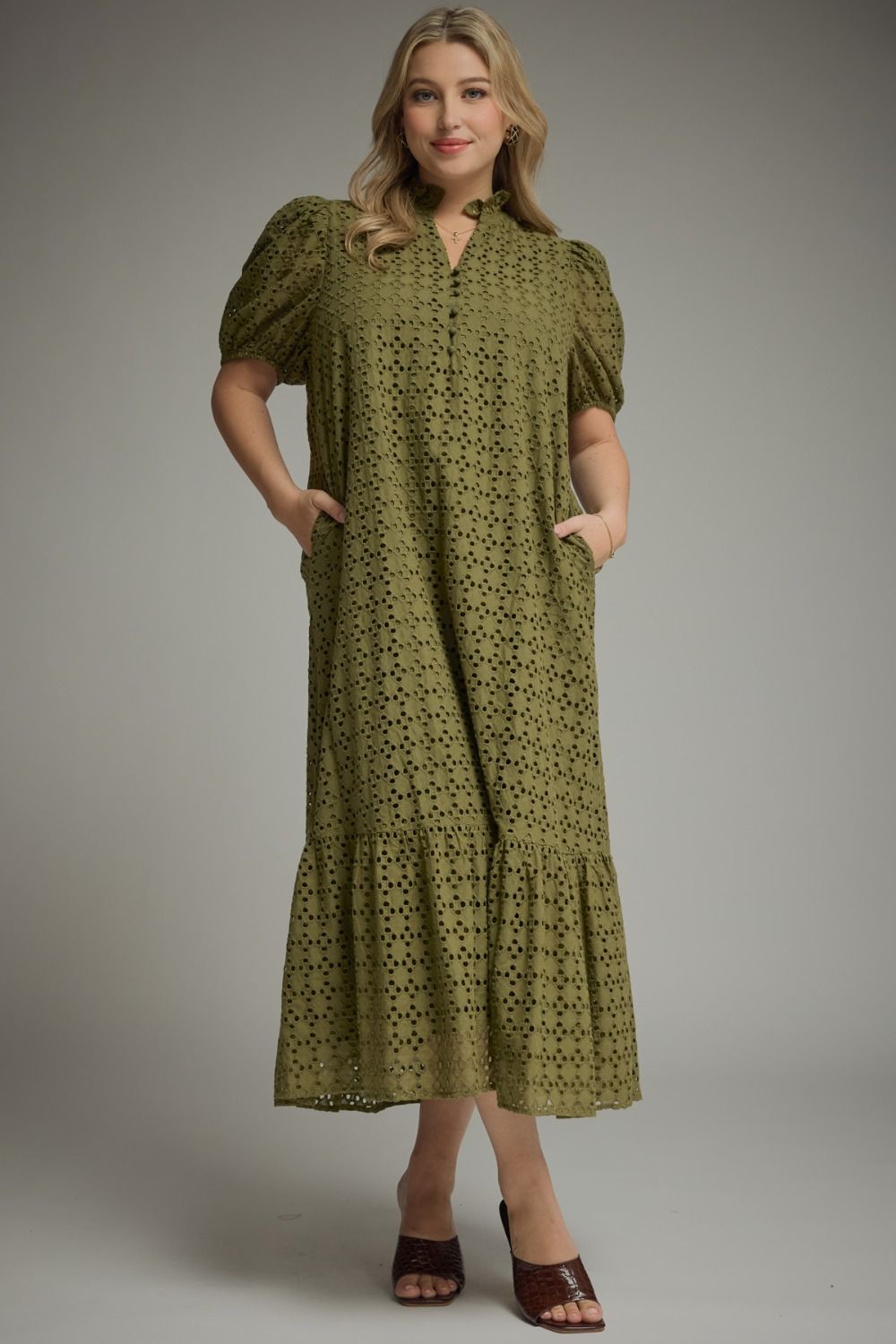 Curvy Emma Eyelet Midi Dress