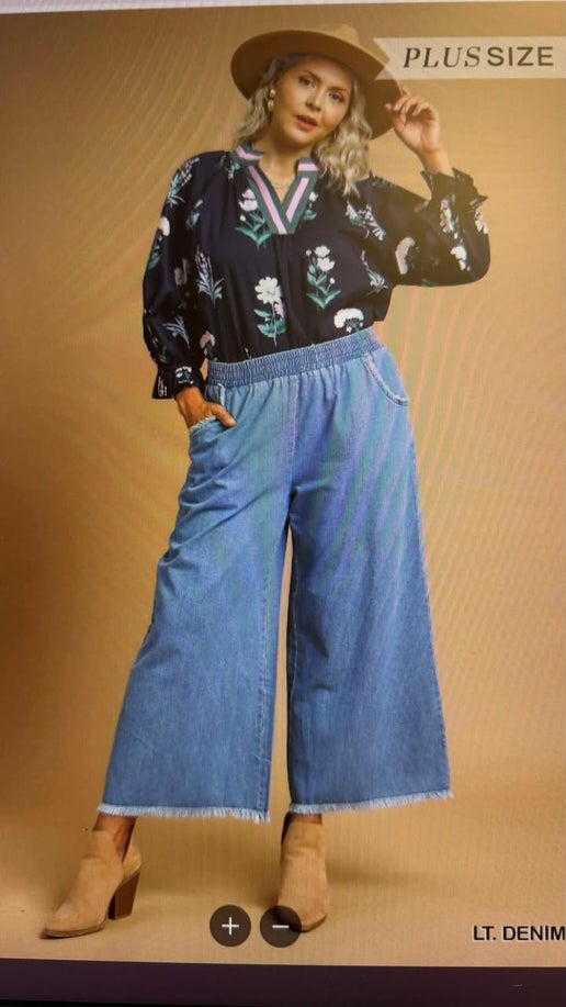 Curvy Washed Denim Fringe Hem Pants