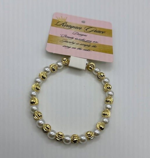 RG 6MM Gold And Pearl Stretch Bracelet