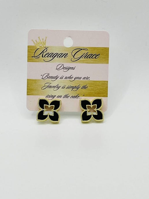 RG Black Flower Post